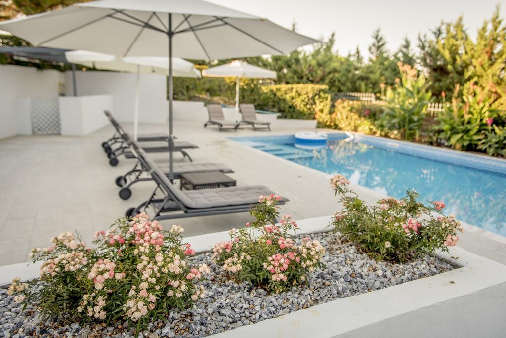 Pleiades Boutique Villas Kryopigi Exteriör bild